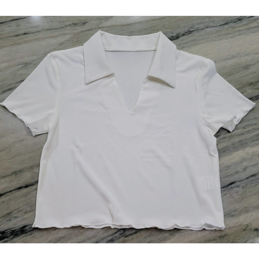 White Ribbed Collared V Neck Cropped Tee Medium NWT